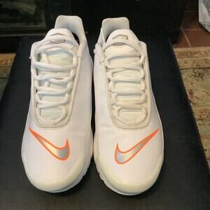 Nike Air Max Plus TN SE White Orange Men/Yth 5.5 or Women 7 “Close to New”